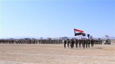 اللواء الثاني دفاع شبوة يدشن العام التدريبي الجديد بعرض عسكري مهيب 