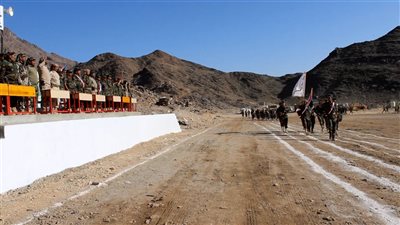 عرض عسكري للواءين السادسوالرابع دفاع شبوة بمناسبة العام التدريبي