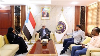 الكثيري يبحث سبل تعزيز عمل مكتب وزارة التخطيط بالعاصمة عدن