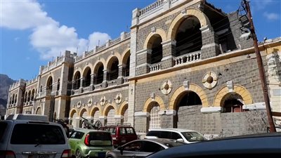 لجنة من وزارة الدفاع تزور المتحف الحربي بعدن لتقييم حجم الأضرار