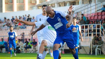 ثنائية آدم ماجد تقود الجلاء للفوز على الميناء في دوري عدن الممتاز