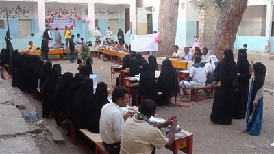 أبين تقرأ.. مبادرة مجتمعية لتعزيز الوعي الثقافي بمدينة خنفر (تقرير)