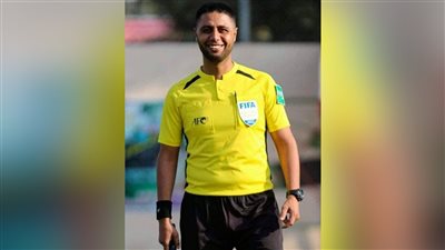 استشهاد حكم دولي فلسطيني مع جميع أفراد عائلته في قصف منزله بغزة