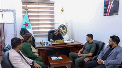 اللواء بن بريك يلتقي مدير عام مكافحة المخدرات ويطّلع على سير عملها 