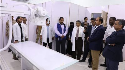 محافظ حضرموت يطلع على سير العمل في هيئة مستشفى ابن سينا