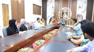 لقاء تشاوري لانتقالي عدن مع رؤساء أقسام إدارة الإعلام والثقافة بالمديريات