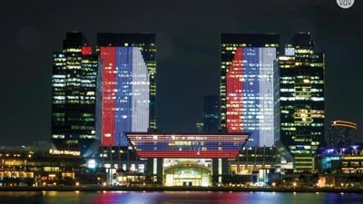 الإمارات تضيء أبرز معالمها بالعلم الروسي تضامنا مع ضحايا الهجوم الإرهابي