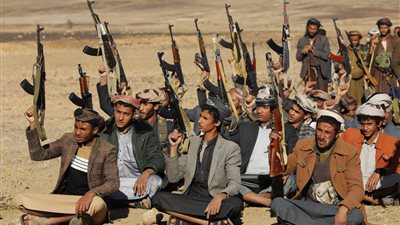 تقارير دولية: الحرب والتصعيد الحوثي يدفعان الأوضاع الإنسانية الى مزيد من التعقيد 