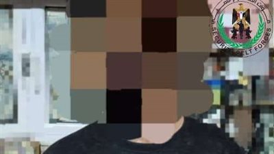 مكافحة المخدرات بقوات الحزام الأمني تضبط مروج مخدرات للنساء بالعاصمة عدن