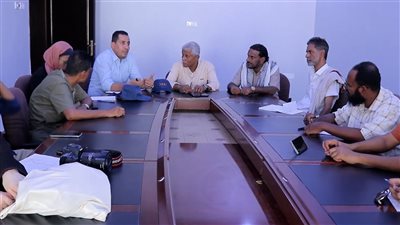 محلي الشحر بحضرموت يبحث مع البرنامج الإنمائي المشاريع الخدمية المستدامة