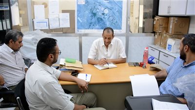 لقاء يناقش مستوى تنفيذ مشاريع المياه والصرف الصحي في العاصمة عدن