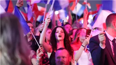 فرنسا.. تحالف اليسار يفوز بالانتخابات البرلمانية بحصوله على 182 مقعدا