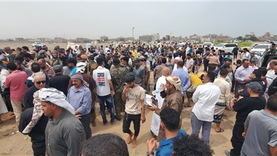 بحضور جماهيري حاشد.. تشييع جثمان رجل الأعمال أنجل الشعيبي بالعاصمة عدن