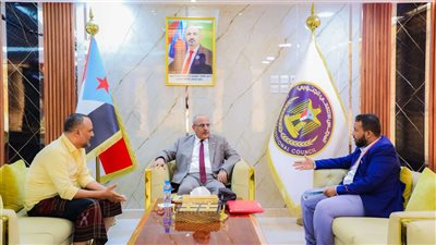 الكثيري يشدد على وضع حد لتجاوزات طباعة الكتب المدرسية خارج إطارها القانوني