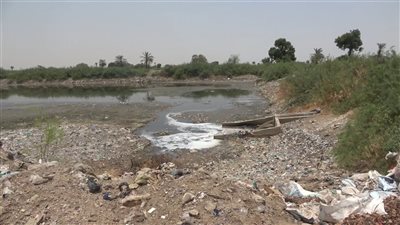 كارثة صحية تهدد أهالي حارة عباس في محافظة لحج 