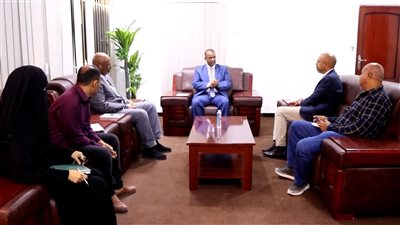 الوزير الزعوري يبحث مع 