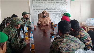 العميد الشنيني يرأس اجتماعا لمديري الإدارات العامة لقيادة الحزام الأمني بأبين 