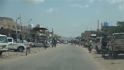 أبناء أبين يشيدون بدور الأجهزة الأمنية في حملة فتح الطريق الدولي 