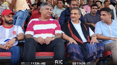 محافظ العاصمة عدن يهنئ نادي التلال ويشيد بالنجاح الكبير لبطولة كأس عدن بنسختها الثانية 