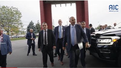 لقطات لوصول الرئيس الزُبيدي واستقبال الجالية الجنوبية في مدينة بوفالو بولاية نيويورك الأمريكية