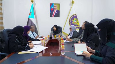 رئيس انتقالي حضرموت يبحث مع لجنة الحشد بالساحل التحضير لمليونية الهوية الجنوبية