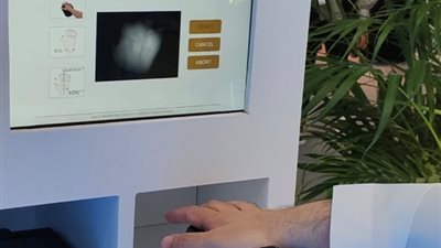 معرض جيتكس.. ممر سريع ببصمة العين في مطارات الإمارات ودفع إلكتروني بالكف