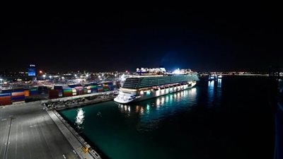 وصول أول سفينة سياحية سعودية إلى ميناء جدة تتسع لـ3362 راكب ويطول 335 متر