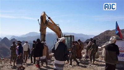 بحضور الشيخ النقيب.. وضع حجر الأساس لمحطة مركزية للغاز المنزلي في يافع 