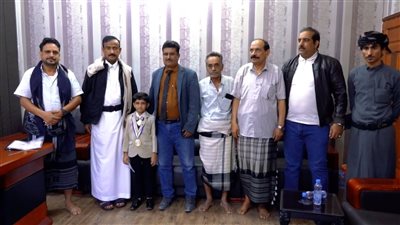 محافظ شبوة يوجّه بمواصلة إزالة العشوائيات في عتق