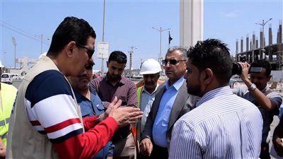 أمين محلي عدن يدشن مشروع تأهيل شارع المعارض بمديرية الشيخ عثمان