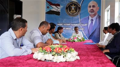 انتقالي الضالع يناقش خطط تنشيط قطاع الشباب في المديريات