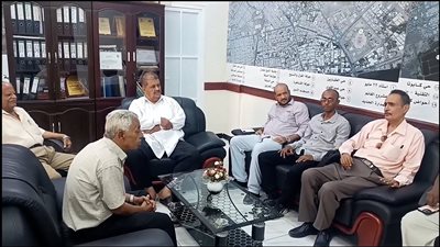 مستشفى الأمراض النفسية بعدن يبحث مع صندوق النظافة سبل التعاون المشترك