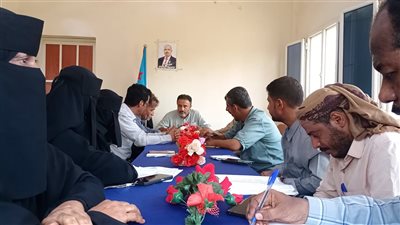 انتقالي أبين يعقد اجتماعه الدوري الثاني ويناقش فتح طريق ثرة