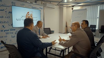 تأهل 64 شاعراً في 