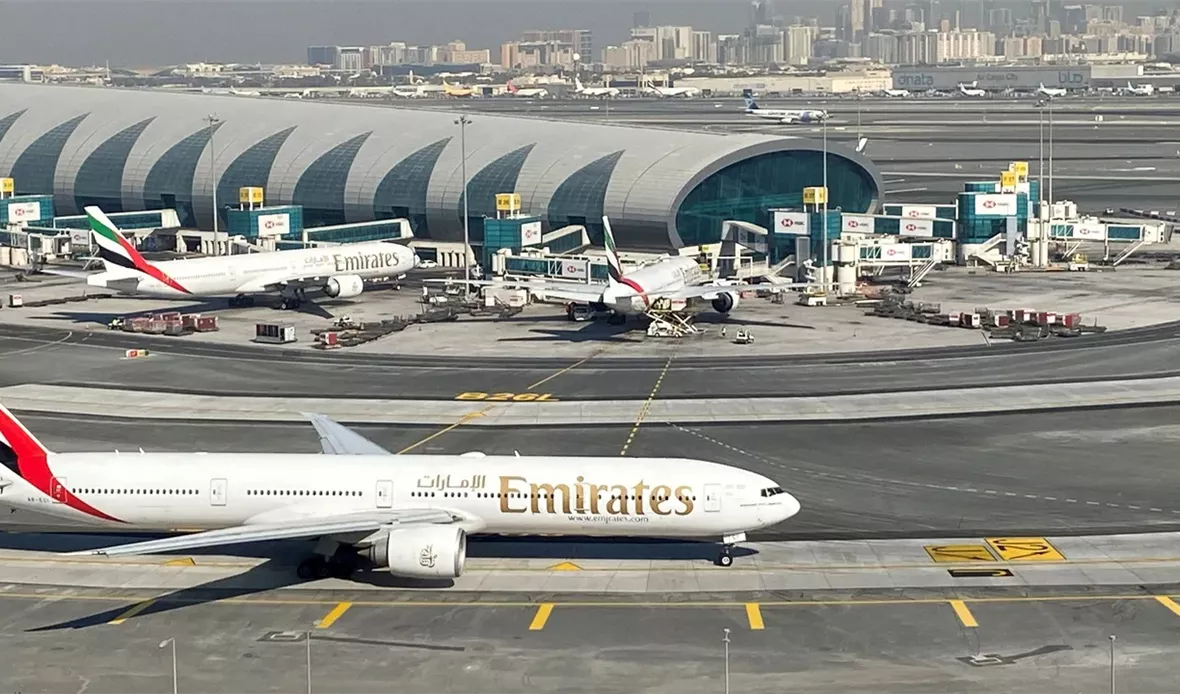 مطار دبي