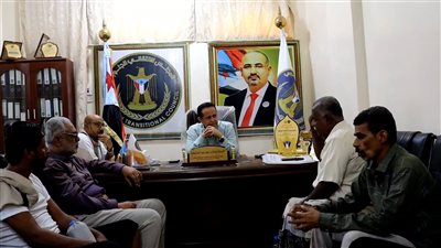 رئيس انتقالي لحج يلتقي قيادة اتحاد نقابات العمال ويؤكد دعمه الكامل للعمل النقابي 