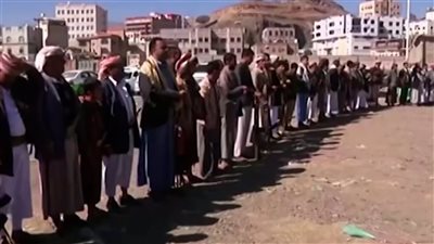 تجار صنعاء ينتفضون ضد ضرائب الحوثيين الجديدة على السلع الأساسية