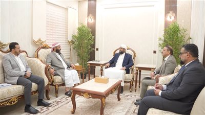 المحرّمي يبحث مع وزير الأوقاف تعزيز نشر الوسطية ومواجهة الفكر المتطرف