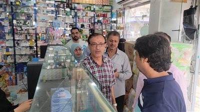 حملة رقابية لضبط أسعار الأدوية في المنصورة بالعاصمة عدن 