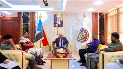 الكثيري يلتقي إدارة نادي تضامن حضرموت المُشارك في دوري أبطال الخليج للأندية