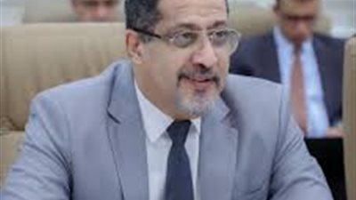 وزير العدل يصدر تعميماً بمنع التعامل بالعملات الأجنبية وحصر المعاملات بالعملة الوطنية