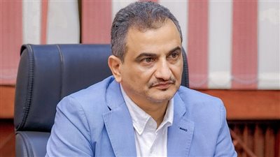 لملس يوجّه بتكثيف الجهود لإزالة مخلفات الأمطار التي شهدتها عدن