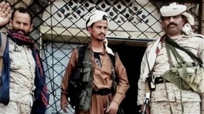 مقتل قيادي حوثي وأحد مرافقيه وإصابة آخر برصاص مواطن في البيضاء اليمنية 