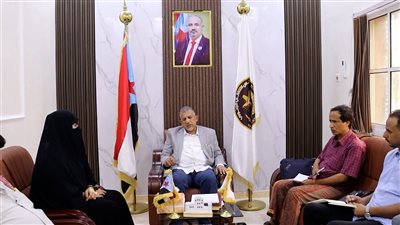 فريق التوجيه والرقابة الرئاسي يبحث تمكين المرأة المهرية مع لجنة شؤون الأسرة 