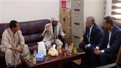 فريق التوجيه والرقابة الرئاسي يطلع على أداء البنك المركزي فرع المهرة