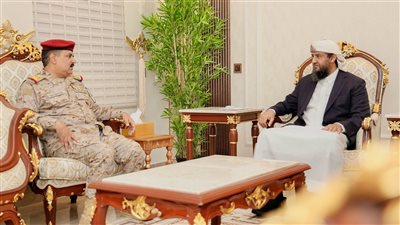 المحرّمي يبحث مع وزير الدفاع ومدير الأكاديمية العسكرية أوضاع القوات المسلحة وخطط التدريب