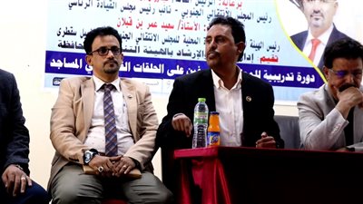 بحضور فريق التوجيه الرئاسي.. انتقالي سقطرى ينفذ دورة تدريبية لمشرفي الحلقات القرآنية 