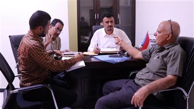 فريق التوجيه والرقابة الرئاسي يطلع على سير عمل الأشغال العامة والطرق بالضالع