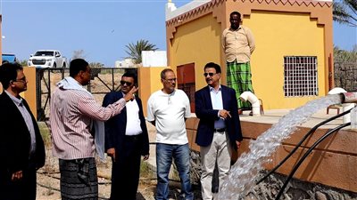 فريق التوجيه والرقابة الرئاسي يزور مشاريع المياه بسقطرى 