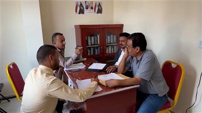 فريق التوجيه الرئاسي يطلع على أنشطة الإدارة الاقتصادية والخدمية بانتقالي الضالع 